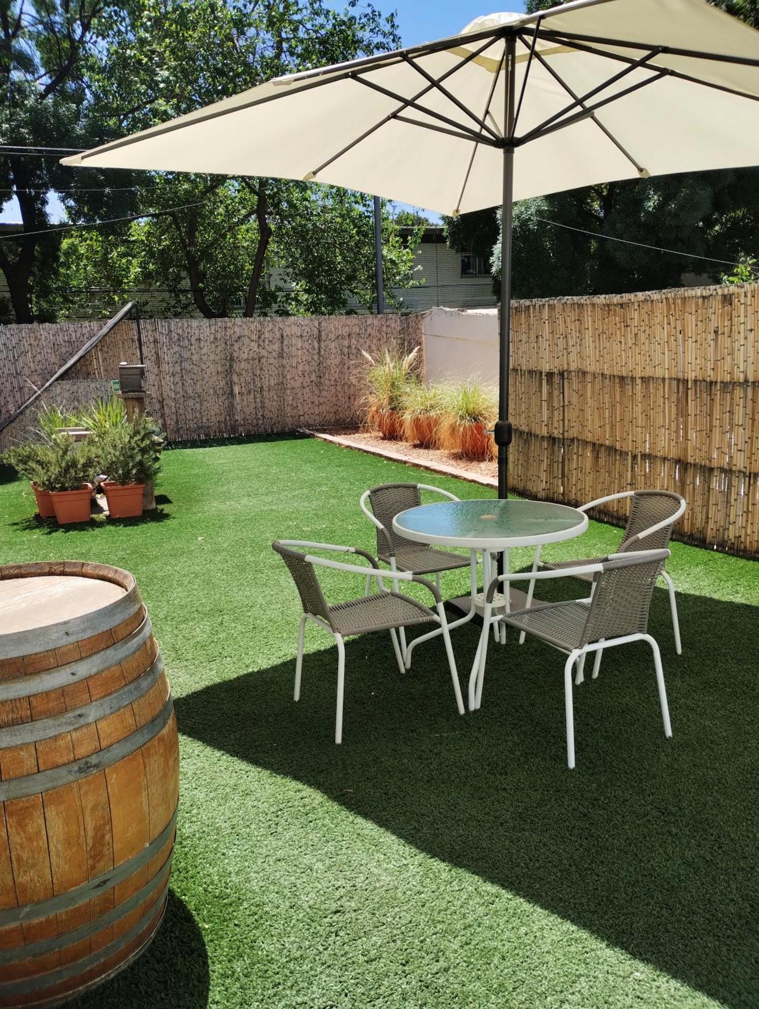 La Barrica Estudio En Mendoza Capital, Centrico Y Acogedor, Con Hermosa Terraza Para Disfrutar Luaran gambar